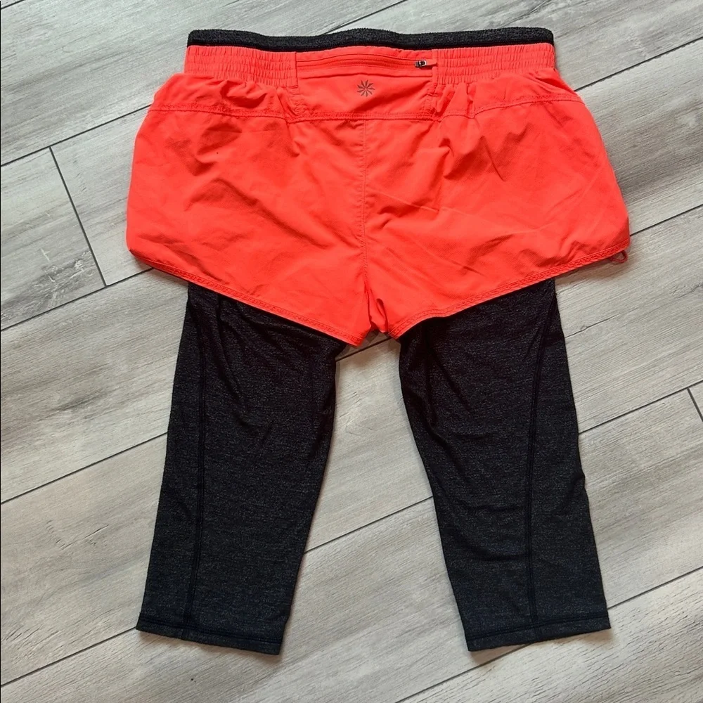 Athleta Go Getter Knicker Shorts Over Capri 964561 coral gray size medium